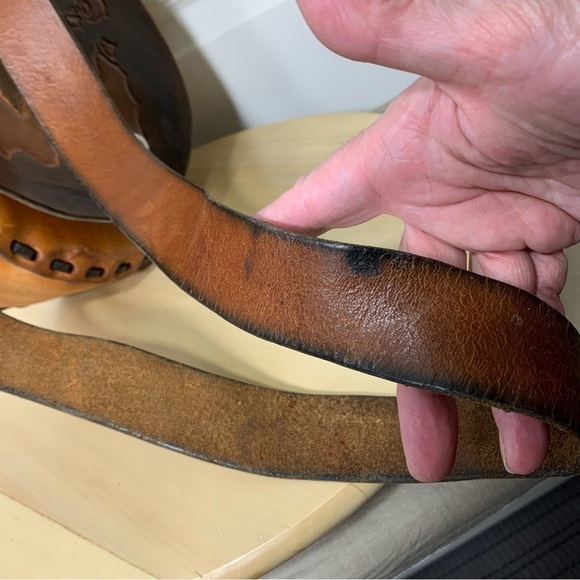 VTg Brown leather Saddle Shoulder Bag Canadian Handmade Carved Trees Landscapes - Picture 14 of 16